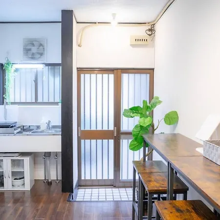 Guest House Kanoya 2階建ての古民家貸切 Osaka Esterno foto