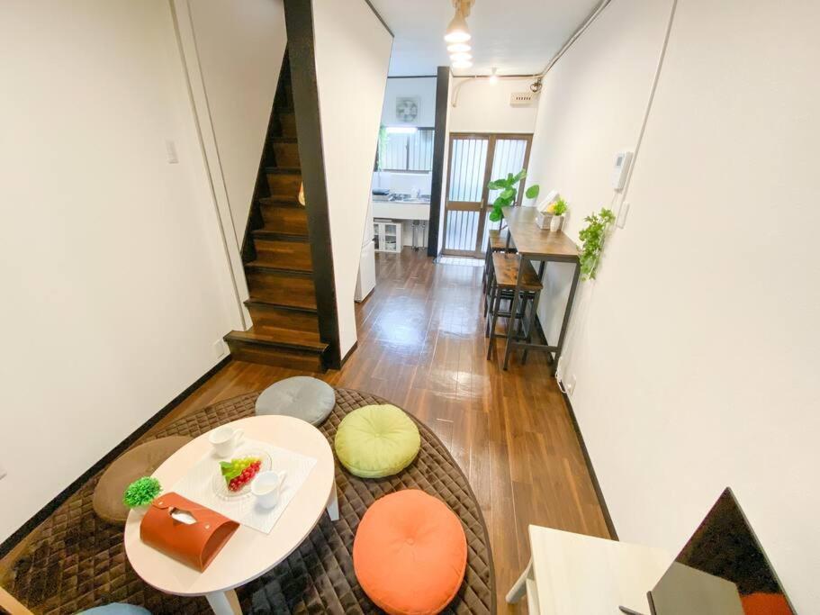 Kanoya 2階建ての古民家貸切 Osaka